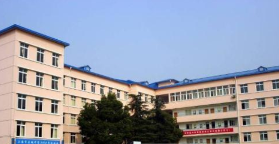 四川阆中水观中学