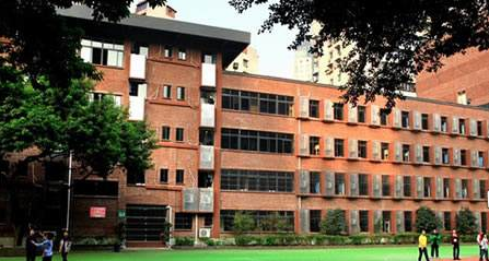 重庆市北碚区偏岩镇初级中学校