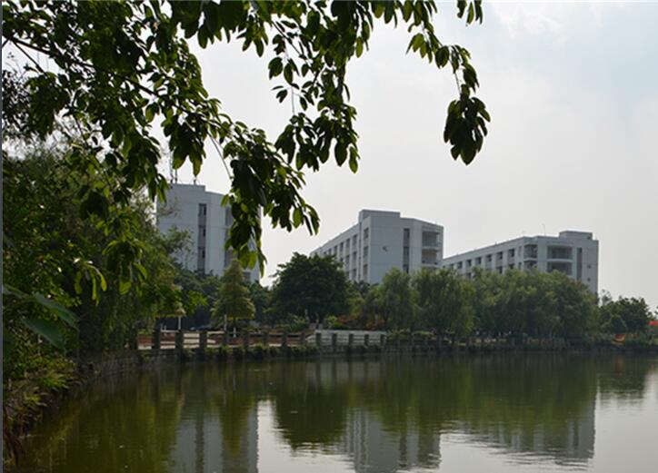 四川现代职业学院自考