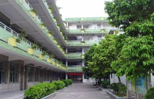 重庆市长寿区海棠镇初级中学校