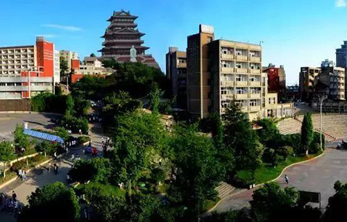 贵阳市兴农中学