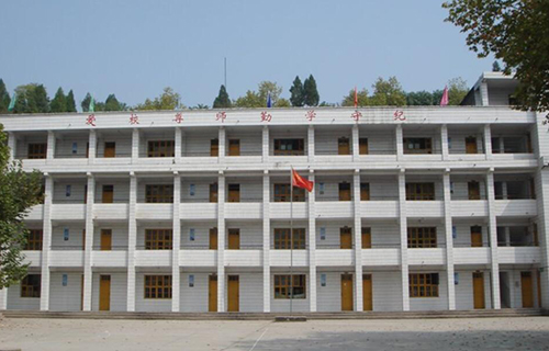潼南县玉溪中学