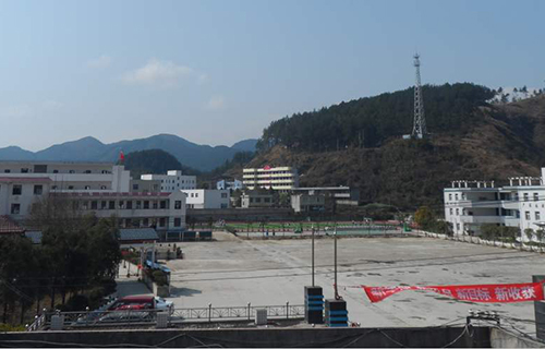 江津市永兴镇初级中学校