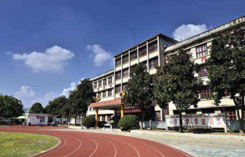 江津市嘉平镇初级中学校