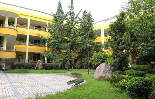北大附中成都实验学校