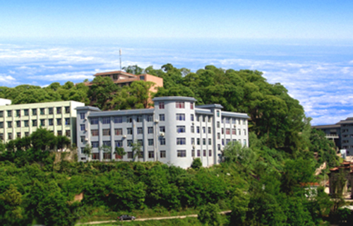 重庆市江津几江中学校