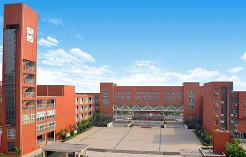 三台县广利初级中学校