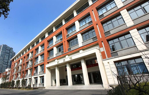 西藏军区成都八一学校
