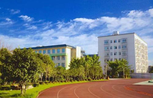 黔江县联合镇中学校