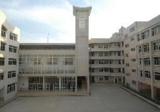 重庆市綦江县赶水中学