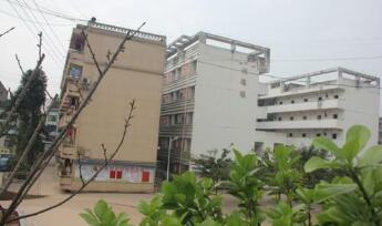 师宗县高良乡民族中学