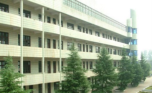临澧县第三中学