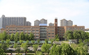 北京市朝阳外国语学校