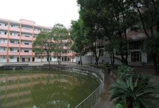 成铁分局荷花池铁路职工子弟学校