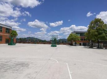 贵阳市清镇市新店中学