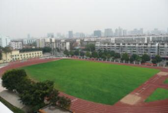 贵阳黄冈实验学校