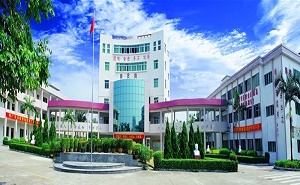 广州市番禺区万顷沙中学