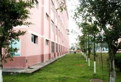 绵竹市汉旺初级中学校