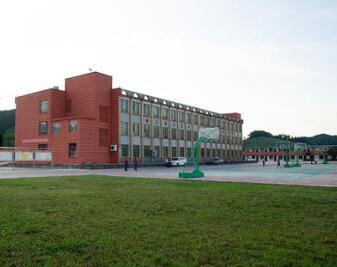 贵阳市开阳县二中