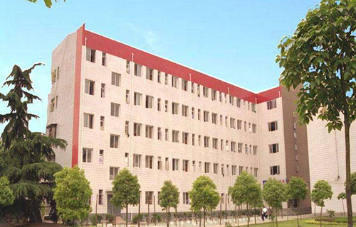 江津市仁沱镇支坪初级中学校