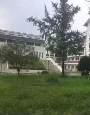 都江堰市第三中学
