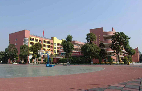 湄潭县黄家坝镇牛场中学