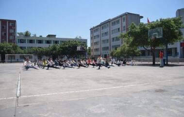 会泽县第三中学