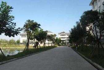 宣威市热水乡第三中学