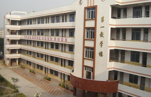 梁河县杞木寨中学