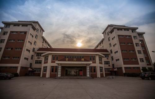 米易县丙谷中学