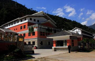 石棉县民族中学