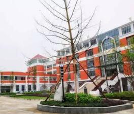 潞西市风平镇民族中学