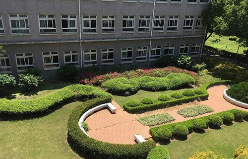弥勒县虹溪镇中学