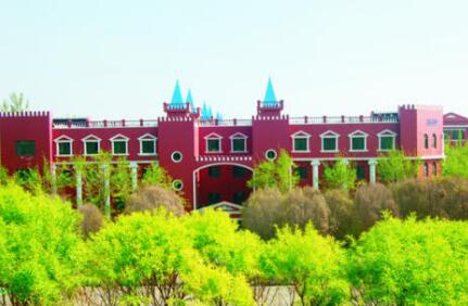 新疆光华私立学校