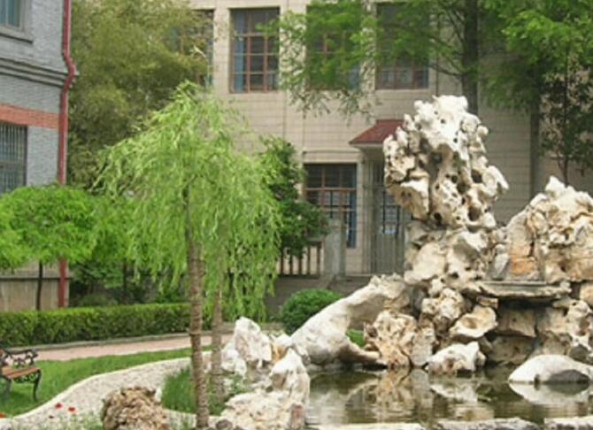 南京市金陵中学