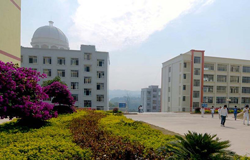 阜新市彰武县西六家子中学